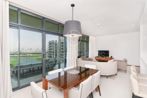 Apartamento en The Hills, Dubai, 2 dormitorios, 155.8 m², № 42808 - foto 4