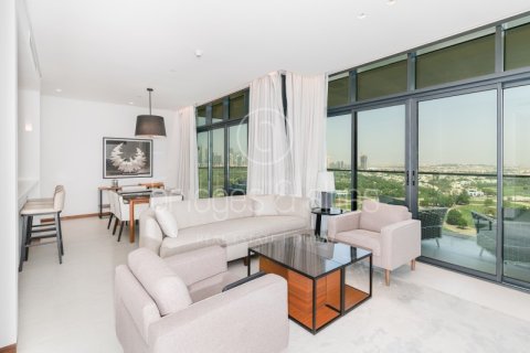 Apartamento en The Hills, Dubai, 2 dormitorios, 155.8 m², № 42808 - foto 2