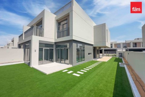 Villa in Dubai 4 bedrooms, 323.6 sq.m. № 59591 - photo 1
