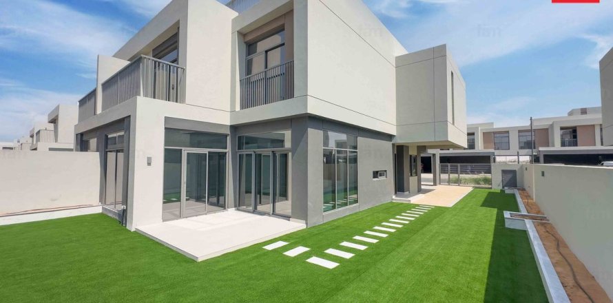 Villa in Dubai 4 bedrooms, 323.6 sq.m. № 59591