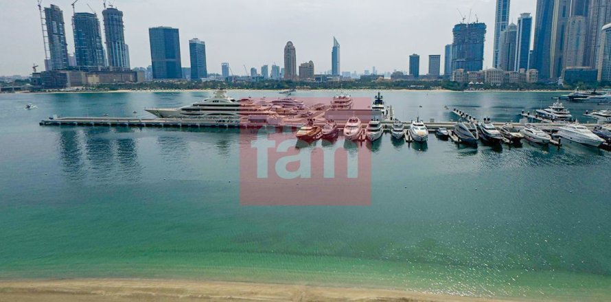 Apartment in Dubai Harbour, Dubai 1 bedroom, 67.9 sq.m. № 11460