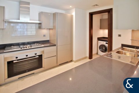 Apartment in Sobha Hartland, Mohammed Bin Rashid City, Dubai 2 bedrooms, 121 sq.m. № 75608 - photo 4