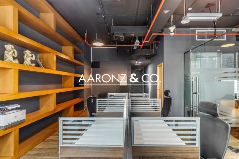 Bureau à Business Bay, Dubai, 69.7 m², № 78482 - photo 6