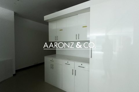 Bureau à Business Bay, Dubai, 145.8 m², № 78483 - photo 10