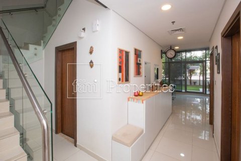 Снять в аренду таунхаус в Дубае: 2 спальни, 239.1м², № 100338 - фото 11