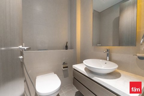 Apartamento en Business Bay, Dubai, 2 dormitorios, 117.8 m², № 100337 - foto 20