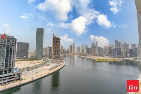 Apartamento en Business Bay, Dubai, 2 dormitorios, 117.8 m², № 100337 - foto 16