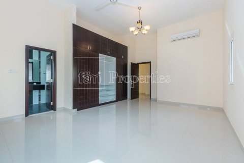 Villa à Dubai, 6 chambres, 555 m², № 100339 - photo 9