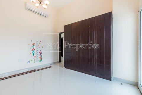 Villa à Dubai, 6 chambres, 555 m², № 100339 - photo 10