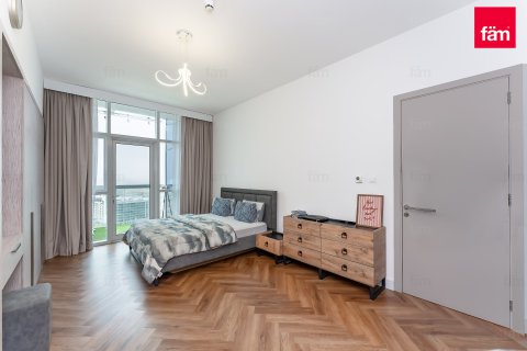 Apartment in Al Furjan, Dubai 3 bedrooms, 244 sq.m. № 100330 - photo 8