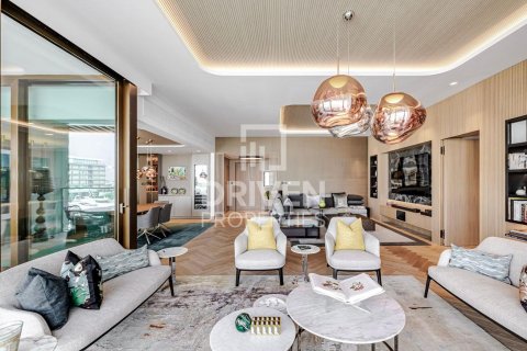 Купить квартиру в Jumeirah Bay Island, Джумейра, Дубай: 3 спальни, 251м², № 18728 - фото 4
