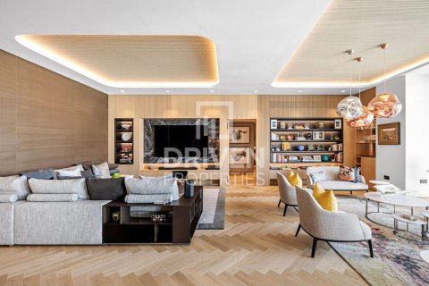 Купить квартиру в Jumeirah Bay Island, Джумейра, Дубай: 3 спальни, 251м², № 18728 - фото 3