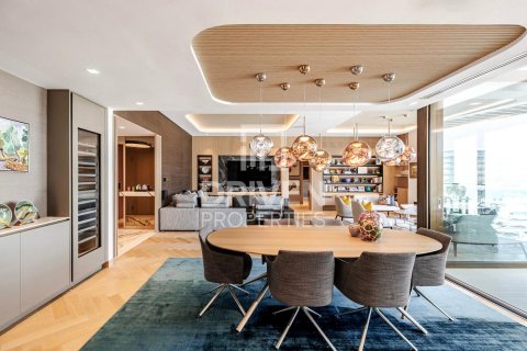 Купить квартиру в Jumeirah Bay Island, Джумейра, Дубай: 3 спальни, 251м², № 18728 - фото 2
