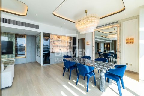 Купить квартиру в Jumeirah Bay Island, Джумейра, Дубай: 2 спальни, 209м², № 18729 - фото 2