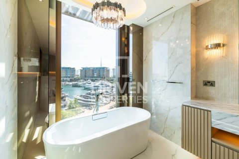 Купить квартиру в Jumeirah Bay Island, Джумейра, Дубай: 2 спальни, 209м², № 18729 - фото 12