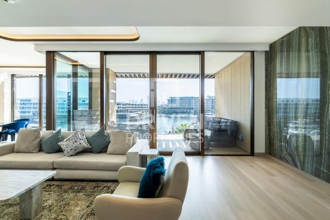 Купить квартиру в Jumeirah Bay Island, Джумейра, Дубай: 2 спальни, 209м², № 18729 - фото 30