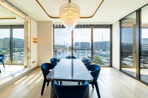 Купить квартиру в Jumeirah Bay Island, Джумейра, Дубай: 2 спальни, 209м², № 18729 - фото 21