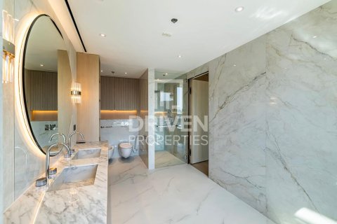 Купить квартиру в Jumeirah Bay Island, Джумейра, Дубай: 2 спальни, 209м², № 18729 - фото 3