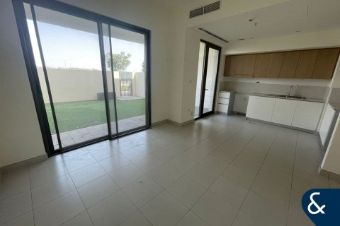 Villa in Dubai South (Dubai World Central), Dubai 3 bedrooms, 138 sq.m. № 76666 - photo 3