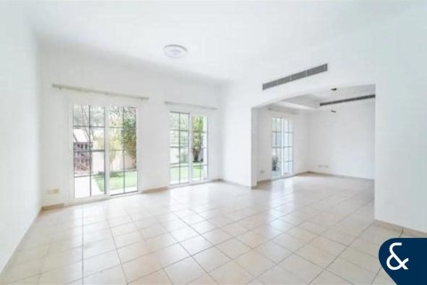 Villa in Arabian Ranches, Dubai 3 bedrooms, 235 sq.m. № 76669 - photo 4