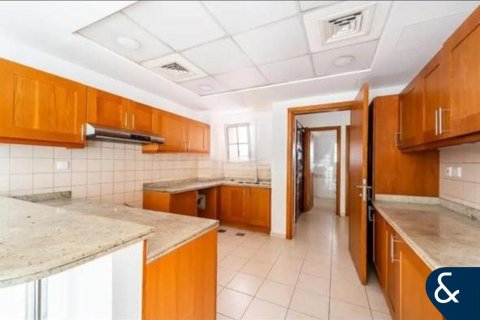 Villa in Arabian Ranches, Dubai 3 bedrooms, 235 sq.m. № 76669 - photo 3