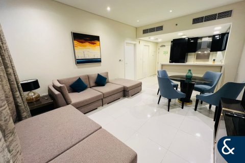 Apartment in Business Bay, Dubai 2 bedrooms, 117 sq.m. № 76672 - photo 1