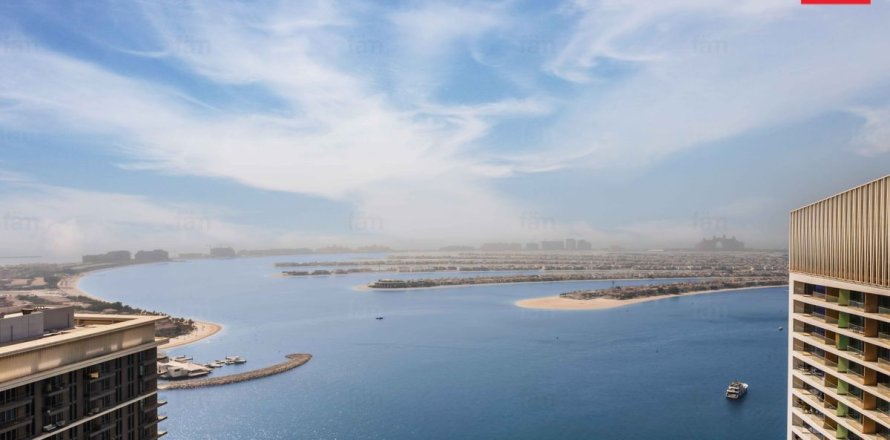 Apartment in Dubai Harbour, Dubai 3 bedrooms, 152.6 sq.m. № 123942