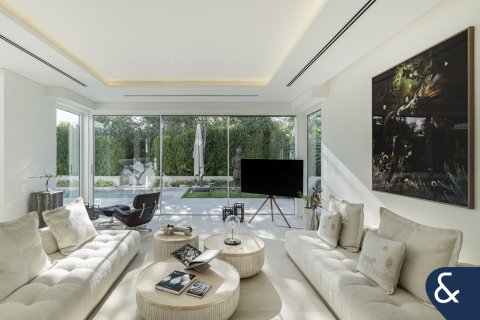 Villa en Arabian Ranches, Dubai, 5 dormitorios, 511 m², № 98661 - foto 5