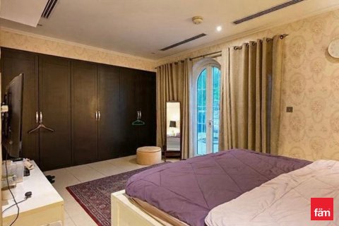 Villa in Dubai 3 bedrooms, 524.2 sq.m. № 89319 - photo 15