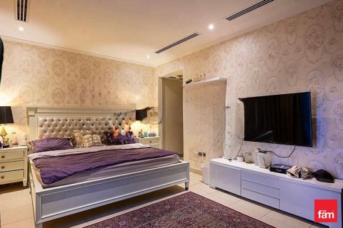 Villa in Dubai 3 bedrooms, 524.2 sq.m. № 89319 - photo 14