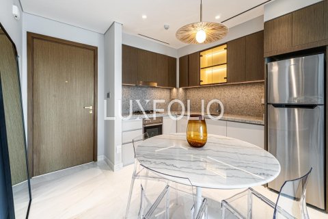 Apartamento en EMAAR Beachfront, Dubai Harbour, Dubai, 1 dormitorio, 71 m², № 46218 - foto 2