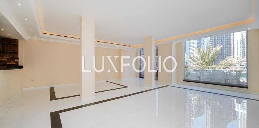 Вилла в Дубай Марине, Дубай, 3 спальни, 461м², № 46227