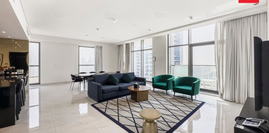 Apartment in Business Bay, Dubai 2 bedrooms, 115 sq.m. № 10010