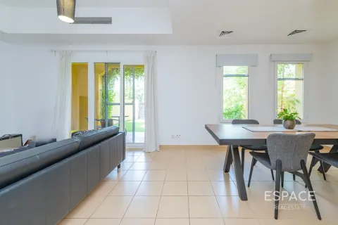 Villa à Arabian Ranches, Dubai, 2 chambres, 175 m², № 61763 - photo 2