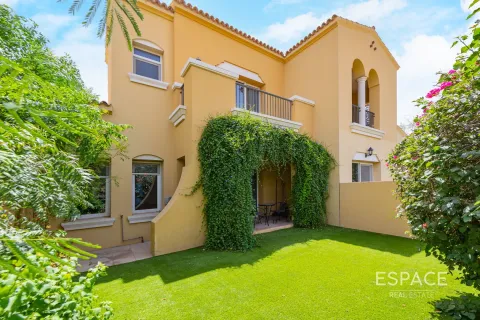 Villa à Arabian Ranches, Dubai, 2 chambres, 175 m², № 61763 - photo 1