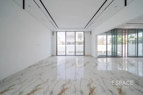 Villa à Jumeirah Park, Dubai, 5 chambres, 390 m², № 61766 - photo 2