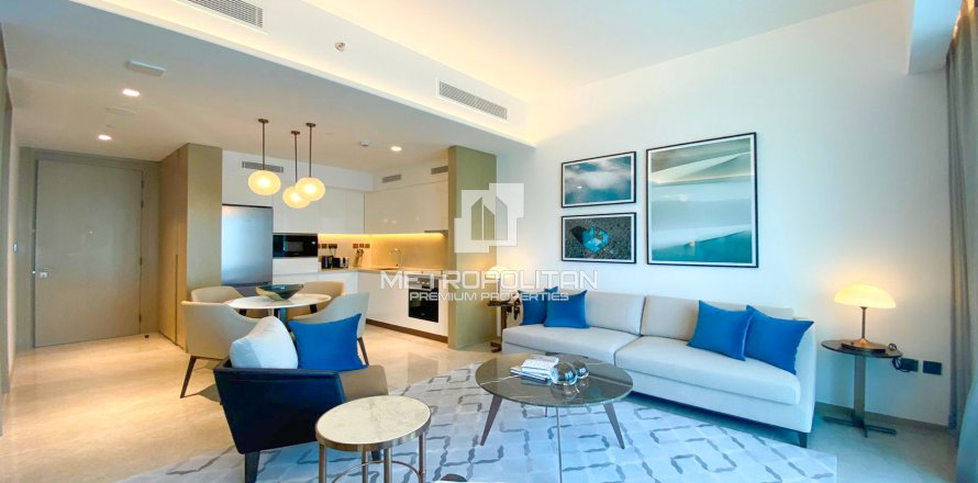 Apartamento en Address Harbour Point, Dubai Creek Harbour (The Lagoons), Dubai, 1 dormitorio, 71 m², № 15609