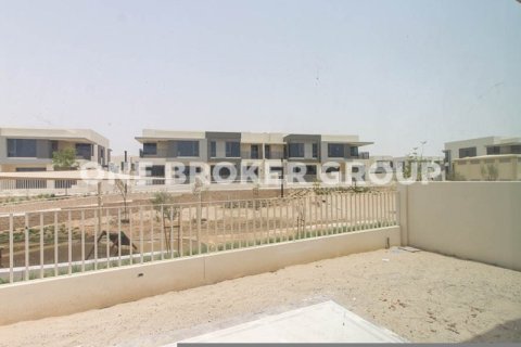 Villa en Dubai Hills Estate, Dubai, 4 dormitorios, 221.8 m², № 196 - foto 8