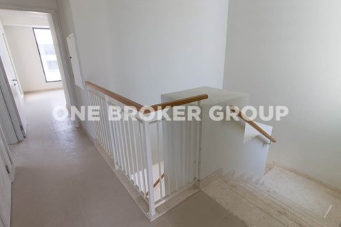 Villa en Dubai Hills Estate, Dubai, 4 dormitorios, 221.8 m², № 196 - foto 17