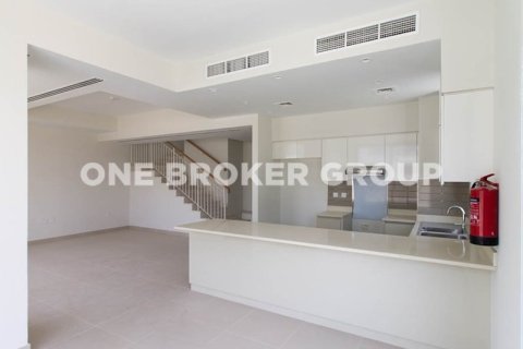 Villa en Dubai Hills Estate, Dubai, 4 dormitorios, 221.8 m², № 196 - foto 3