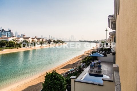 Купить виллу в Пальме Джумейре, Дубай: 4 спальни, 622м², № 192 - фото 4