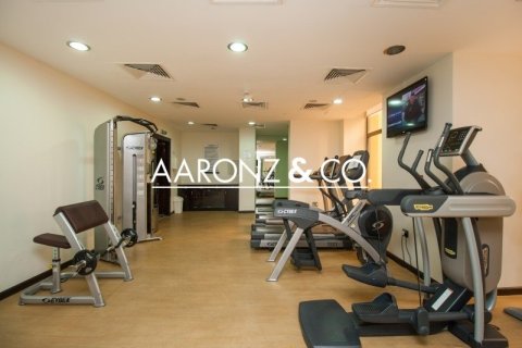 Снять в аренду квартиру в Джумейра Бич Резиденс, Дубай: 2 спальни, 136м², № 92921 - фото 13