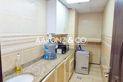 Снять в аренду офис в Бизнес-Бэе, Дубай: 116м², № 92925 - фото 10