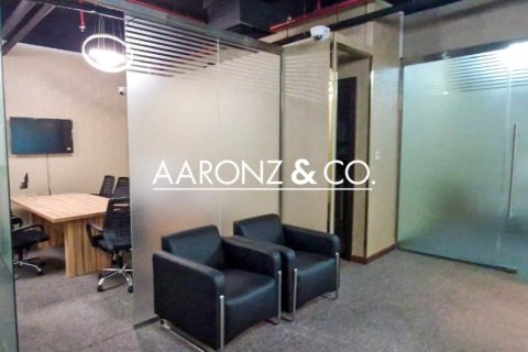 Office in Business Bay, Dubai 116 sq.m. № 92925 - photo 3