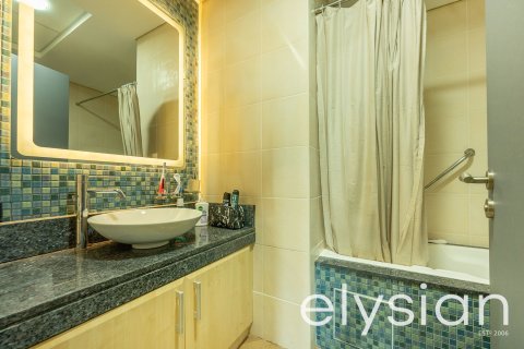 Apartamento en Shoreline Apartments, Palm Jumeirah, Dubai, 2 dormitorios, 147 m², № 37835 - foto 3