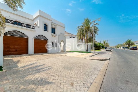 Купить виллу в Garden Homes, Пальма Джумейра, Дубай: 3 спальни, 624м², № 37832 - фото 15