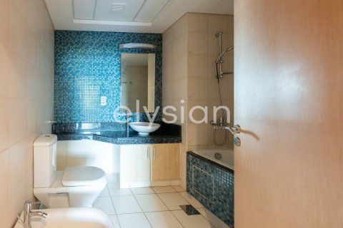 Apartamento en Shoreline Apartments, Palm Jumeirah, Dubai, 2 dormitorios, 144 m², № 37836 - foto 2