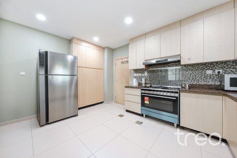 Villa in Dubai 4 bedrooms, 309.27 sq.m. № 119420 - photo 9