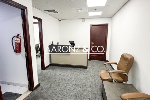 Office in Business Bay, Dubai 105 sq.m. № 97456 - photo 6