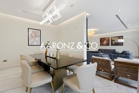 Appartement à Jumeirah Lake Towers, Dubai, 4 chambres, 442 m², № 97452 - photo 9